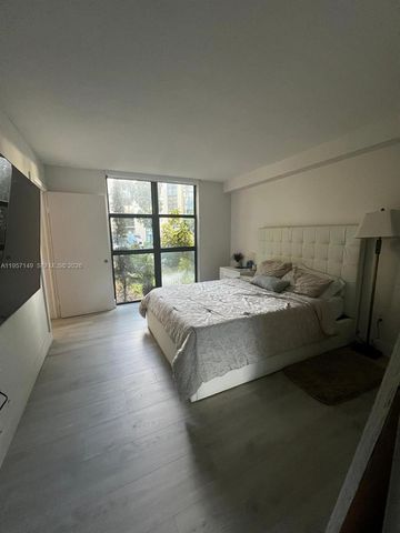 11750 SW 18th St 125-1, Miami, FL 33175