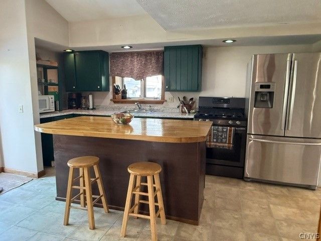 1301 North Lake Street, Oneida, NY 13421
