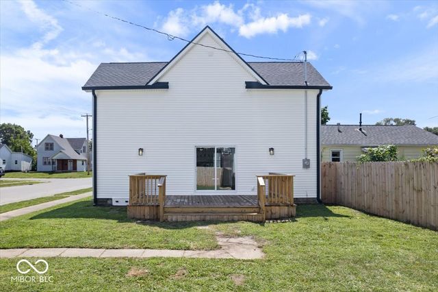 1336 S G Street, Elwood, IN 46036