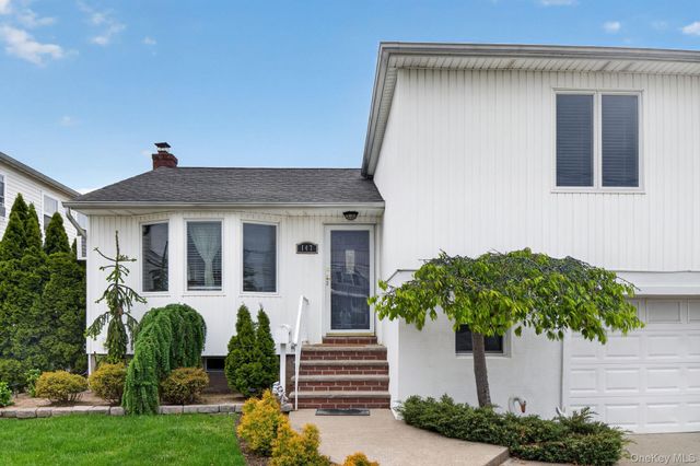 147 New York Avenue, West Hempstead, NY 11552