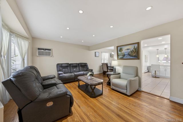 147 New York Avenue, West Hempstead, NY 11552