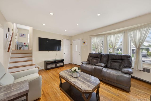 147 New York Avenue, West Hempstead, NY 11552