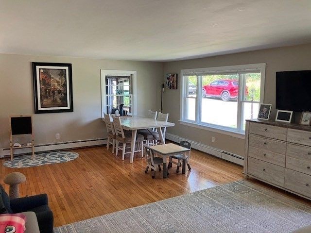 82 Walnut St, North Brookfield, MA 01535