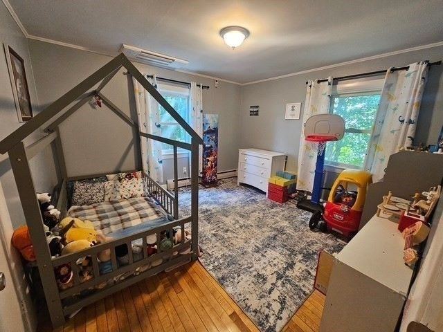 82 Walnut St, North Brookfield, MA 01535