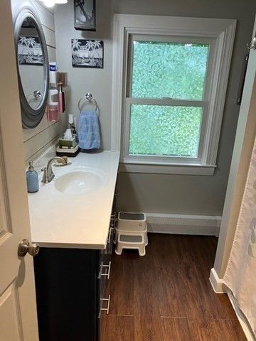 82 Walnut St, North Brookfield, MA 01535