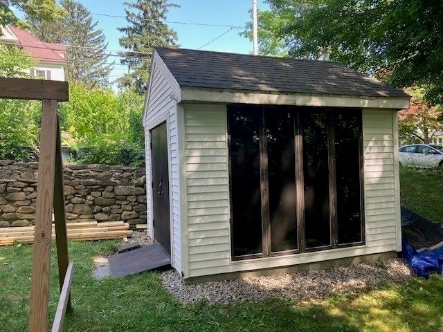 82 Walnut St, North Brookfield, MA 01535