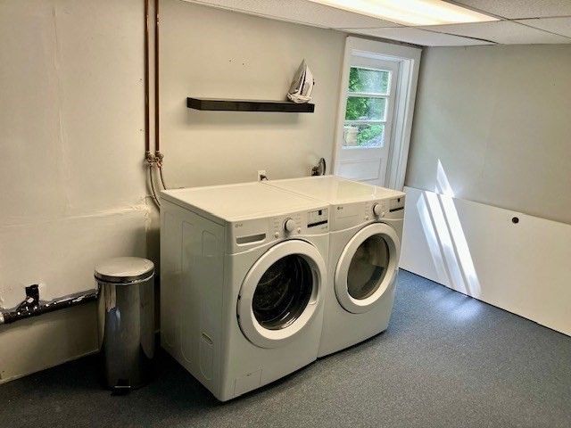 82 Walnut St, North Brookfield, MA 01535