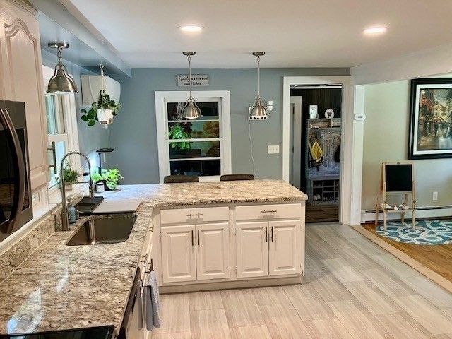 82 Walnut St, North Brookfield, MA 01535