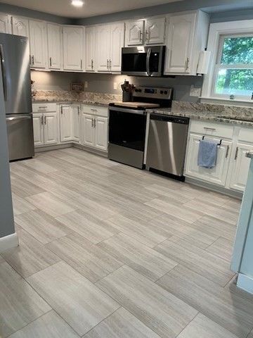 82 Walnut St, North Brookfield, MA 01535