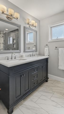 2905 Benjamin Avenue, Royal Oak City, MI 48073