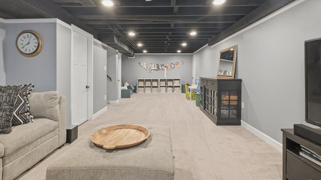 2905 Benjamin Avenue, Royal Oak City, MI 48073