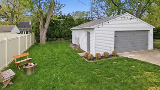 2905 Benjamin Avenue, Royal Oak City, MI 48073