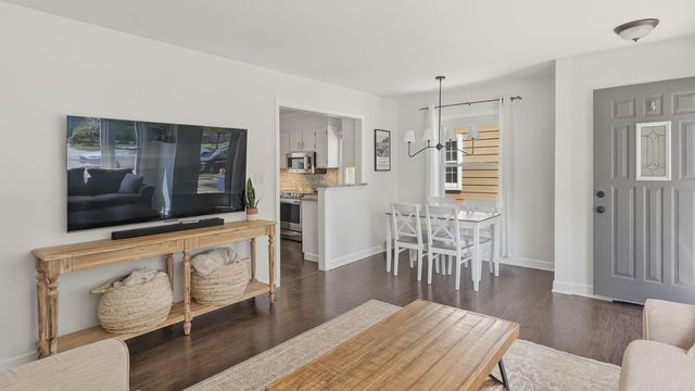 2905 Benjamin Avenue, Royal Oak City, MI 48073