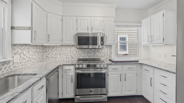 2905 Benjamin Avenue, Royal Oak City, MI 48073