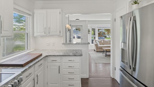 2905 Benjamin Avenue, Royal Oak City, MI 48073
