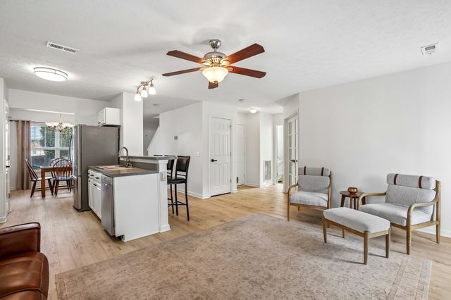 7141 Commonwealth Cir, Nashville, TN 37221