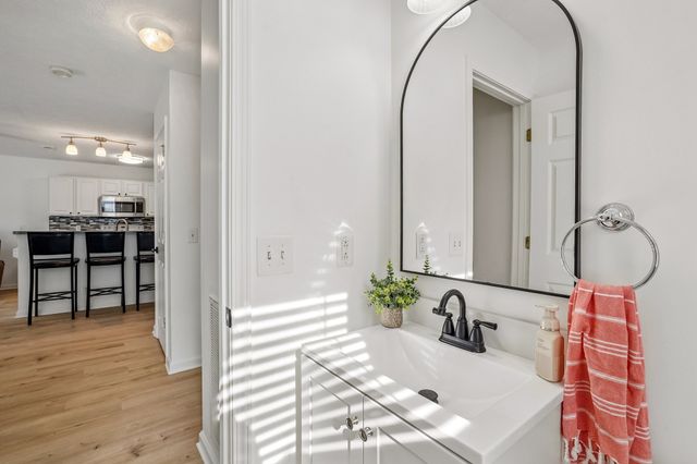 7141 Commonwealth Cir, Nashville, TN 37221