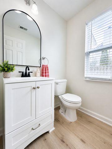 7141 Commonwealth Cir, Nashville, TN 37221