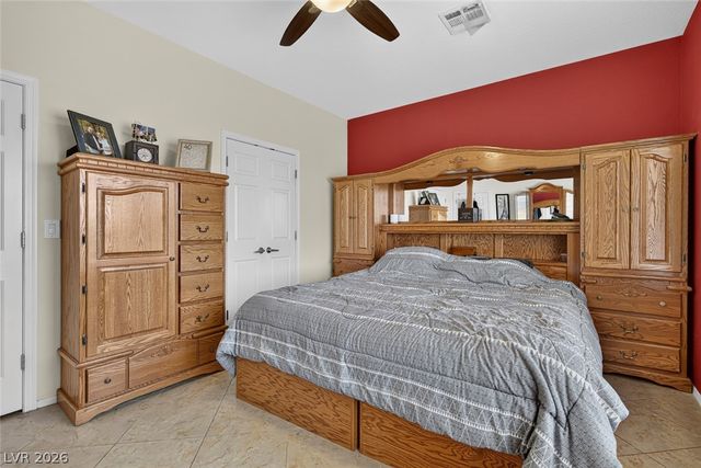 7820 Pine Warbler Way, North Las Vegas, NV 89084