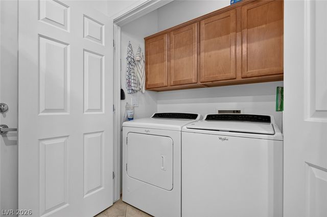 7820 Pine Warbler Way, North Las Vegas, NV 89084