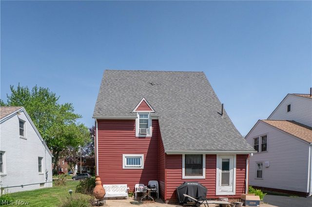 1002 29th Street NE, Canton, OH 44714