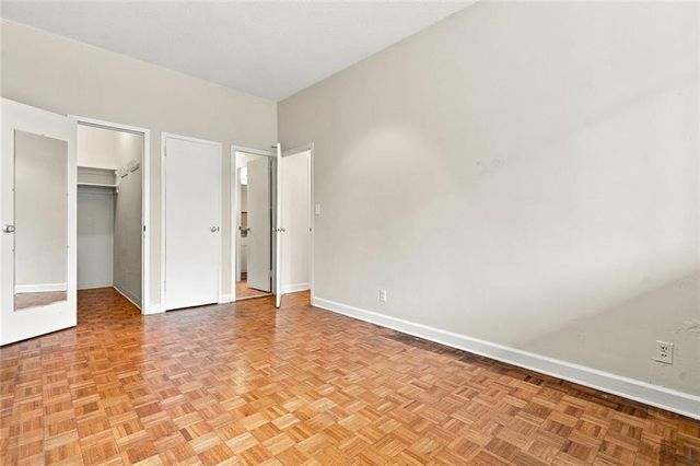 3060 Pharr Court North NW 207, Atlanta, GA 30305