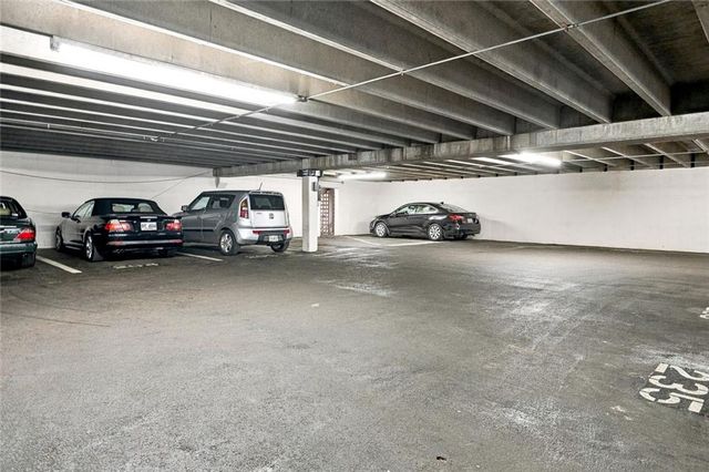 3060 Pharr Court North NW 207, Atlanta, GA 30305