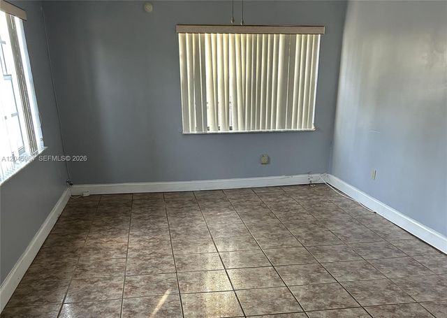 1355 NW 86th St, Miami, FL 33147