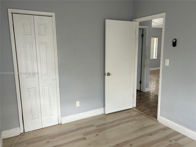 1355 NW 86th St, Miami, FL 33147