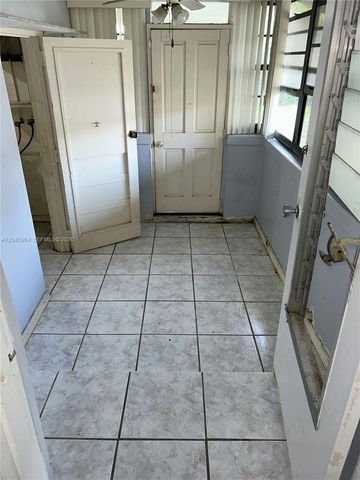 1355 NW 86th St, Miami, FL 33147