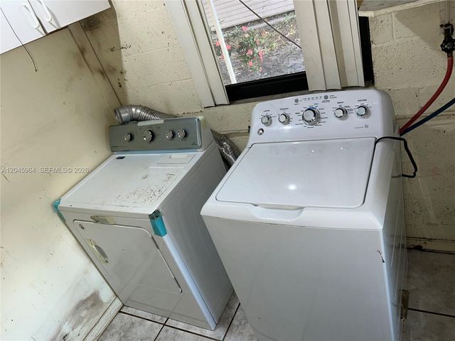 1355 NW 86th St, Miami, FL 33147
