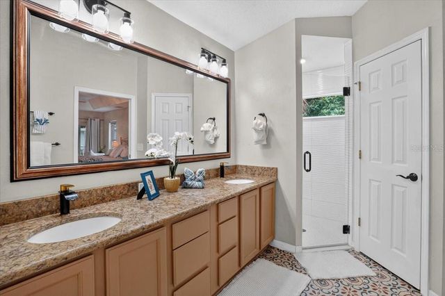 5539 AVENUE DU SOLEIL, Lutz, FL 33558