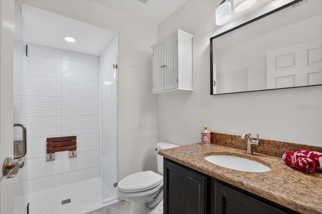 5539 AVENUE DU SOLEIL, Lutz, FL 33558