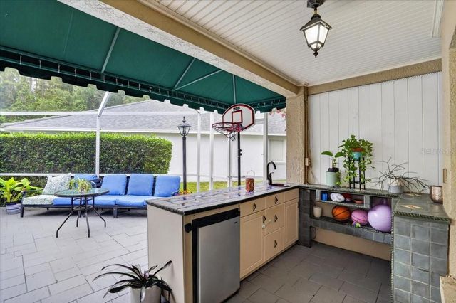 5539 AVENUE DU SOLEIL, Lutz, FL 33558