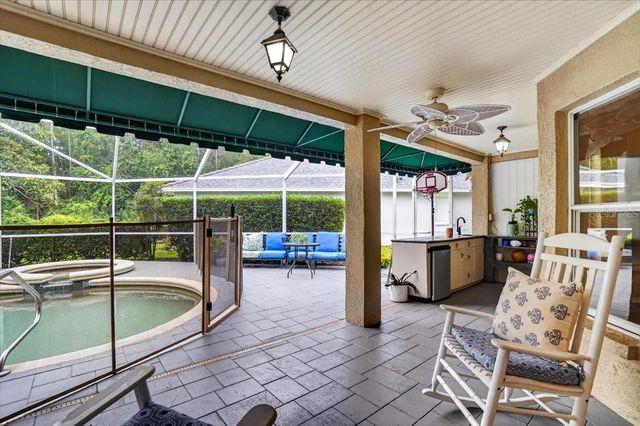 5539 AVENUE DU SOLEIL, Lutz, FL 33558