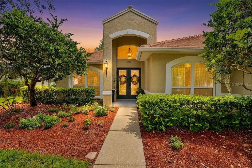 5539 AVENUE DU SOLEIL, Lutz, FL 33558