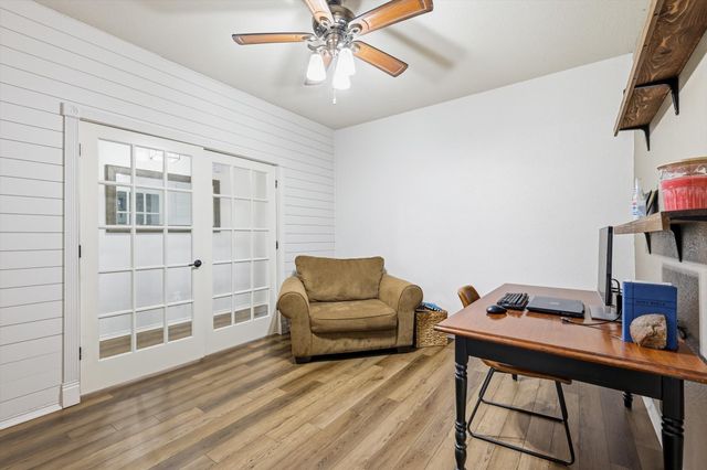 253 Calvert Street, Waxahachie, TX 75165