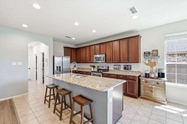 253 Calvert Street, Waxahachie, TX 75165