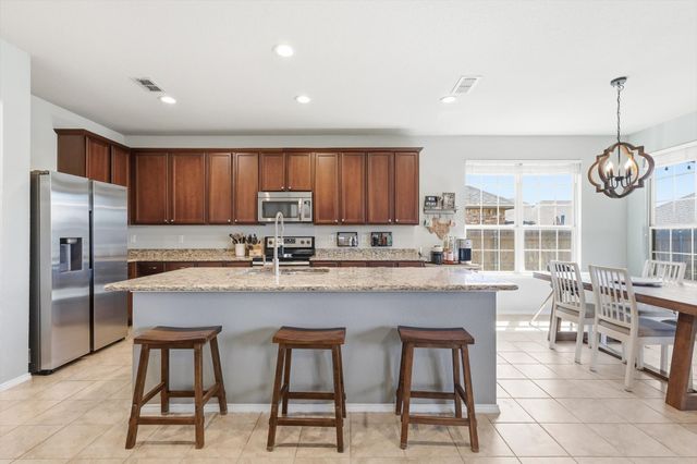 253 Calvert Street, Waxahachie, TX 75165