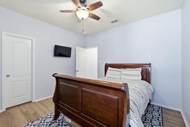 253 Calvert Street, Waxahachie, TX 75165