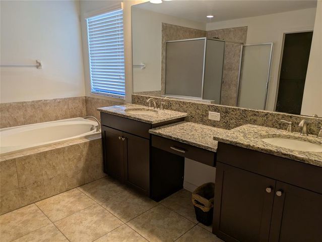 19314 LONG LAKE RANCH BOULEVARD, Lutz, FL 33558