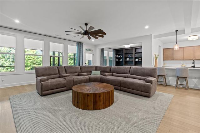 170 Erie Point, Hoschton, GA 30548