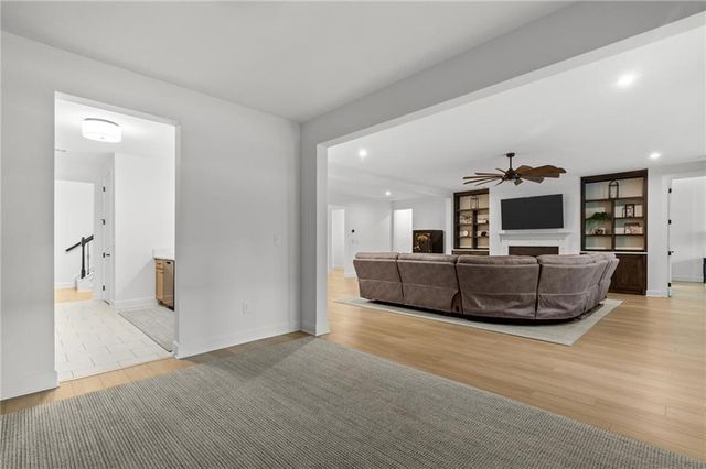 170 Erie Point, Hoschton, GA 30548