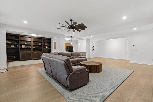 170 Erie Point, Hoschton, GA 30548