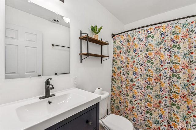 2921 Virginia Avenue, St Louis, MO 63118