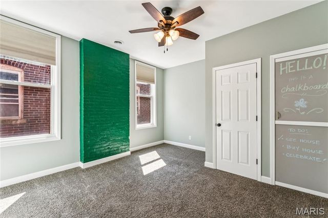 2921 Virginia Avenue, St Louis, MO 63118