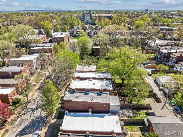 2921 Virginia Avenue, St Louis, MO 63118