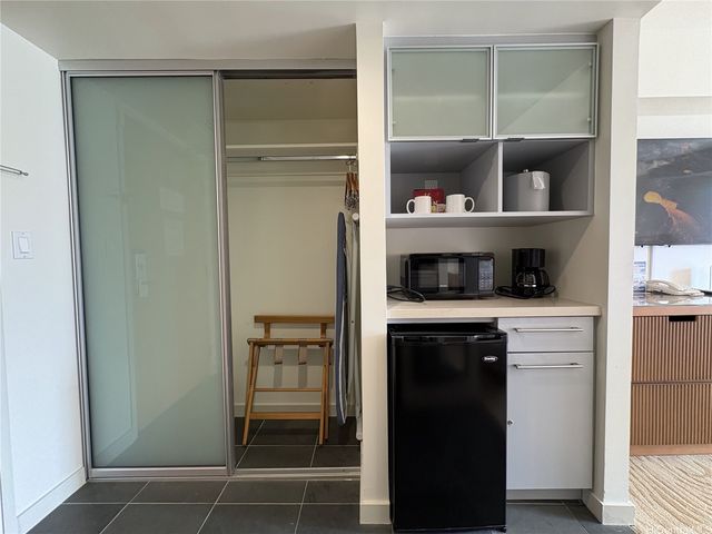 410 Atkinson Drive 1618, Honolulu, HI 96814