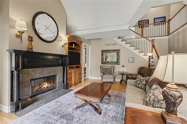 11919 W 139th Terrace, Overland Park, KS 66221
