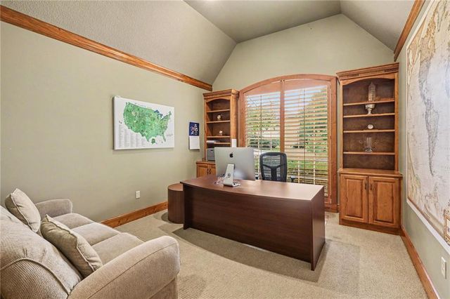 11919 W 139th Terrace, Overland Park, KS 66221